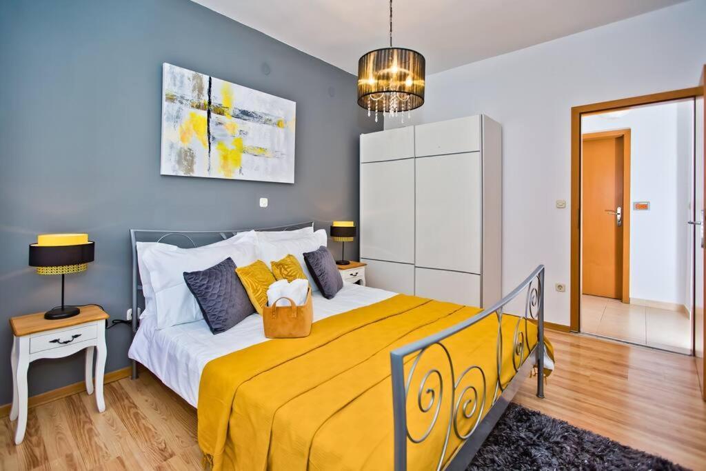 Apartman Tino With Two Sunny Terace Хвар Экстерьер фото