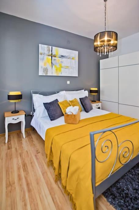 Apartman Tino With Two Sunny Terace Хвар Экстерьер фото