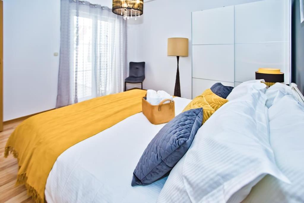 Apartman Tino With Two Sunny Terace Хвар Экстерьер фото